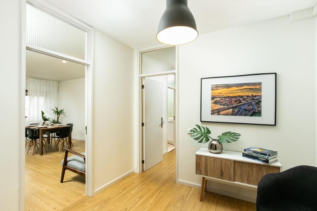 Aposentus - Elegant Functionality Porto Downtown Διαμέρισμα Εξωτερικό φωτογραφία